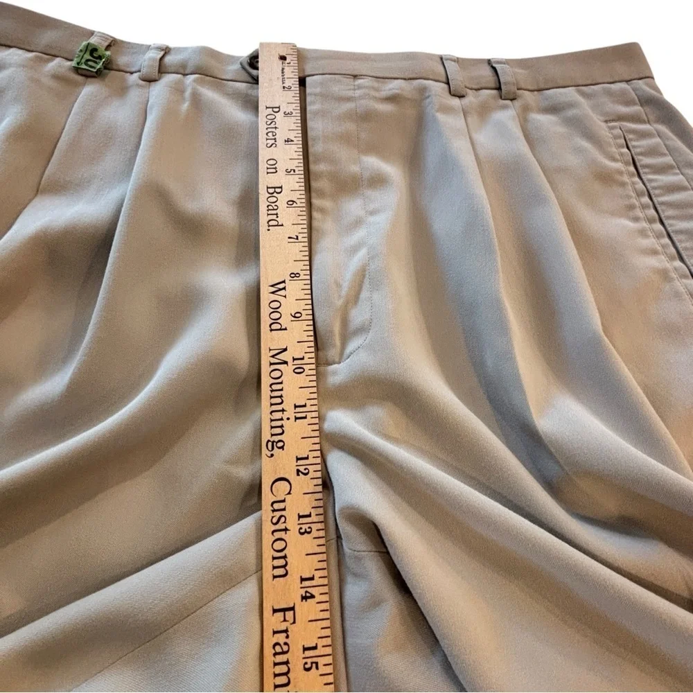 Cutter & Buck Shorts Mens Size 42 Khaki Pleated Dress 9